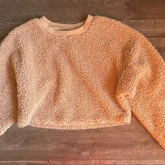 2/$30 Wild Fable Teddy Bear Crew Neck Sweatshirt - Picture 6 of 9